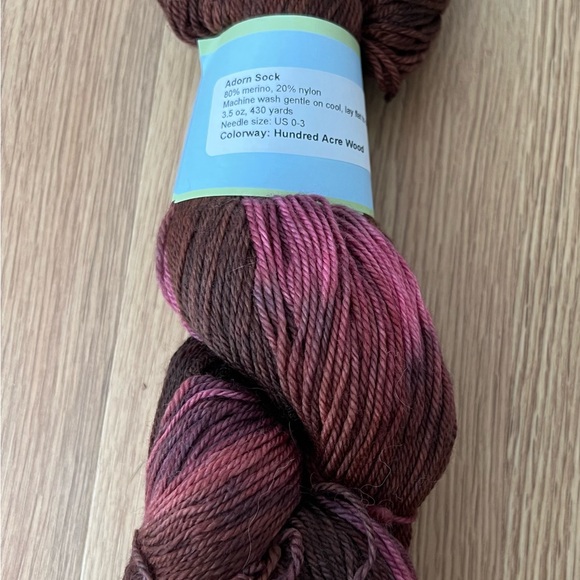 Three Irish Girls Merino Wool Yarn - 2 Skeins - Picture 4 of 4